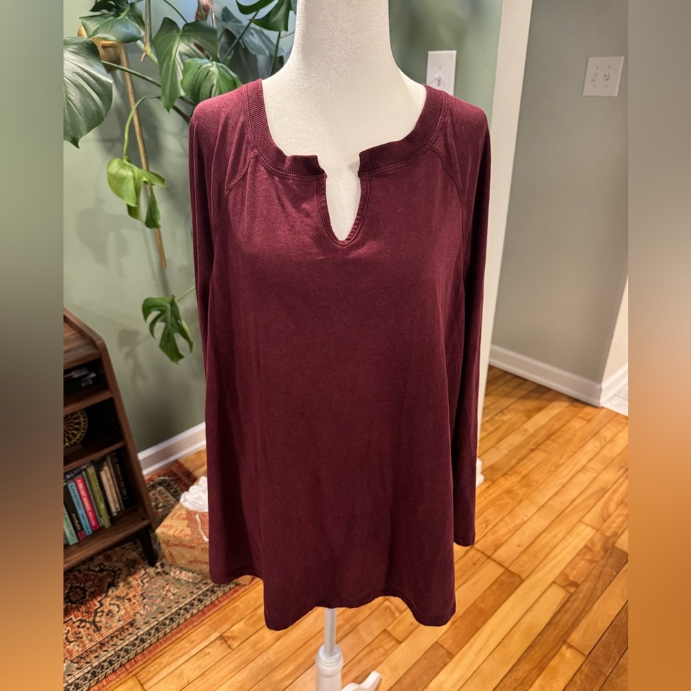 Terra & Sky Women's Deep Burgundy Long Sleeve Top